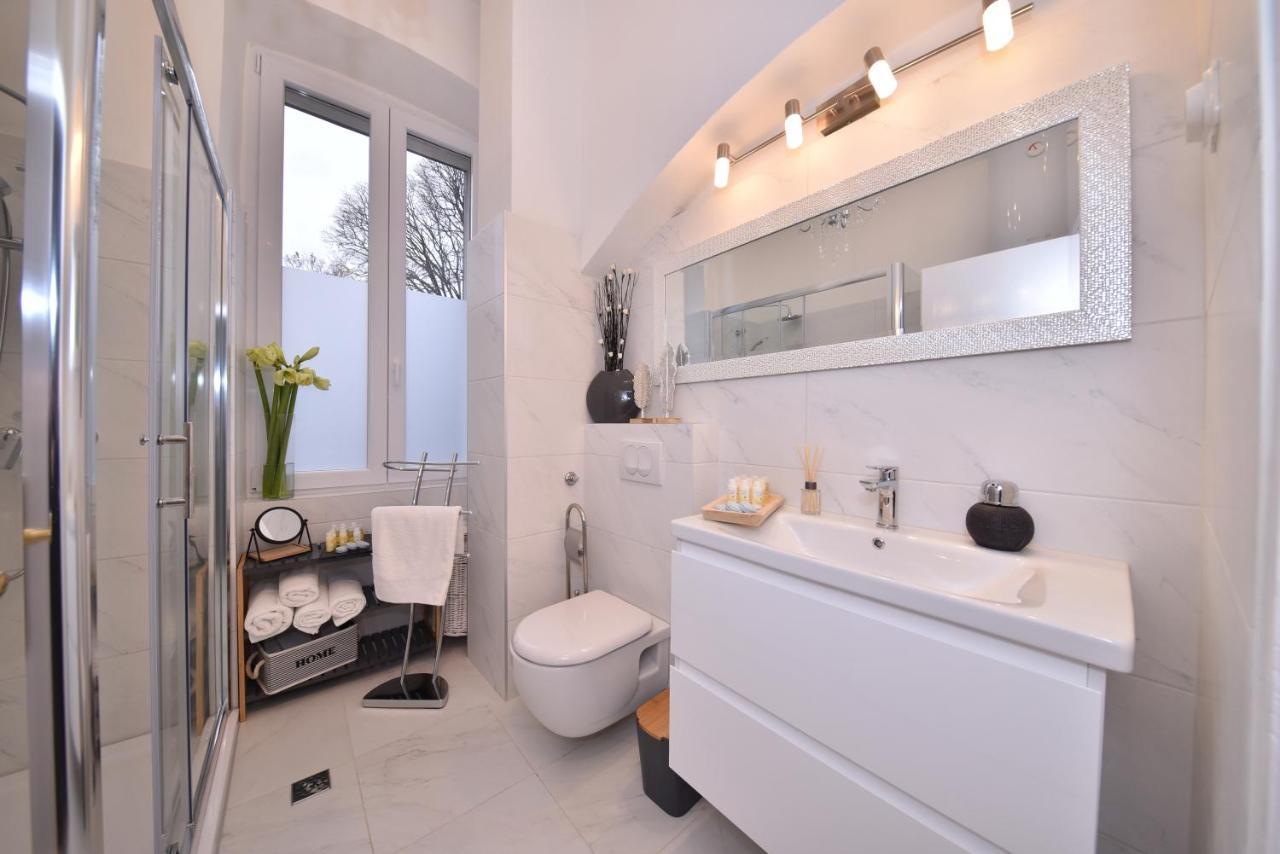 Zadar Center Beach Apartment - Directly On The Sea エクステリア 写真